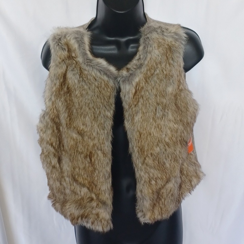Girls WonderNation Fur vest size XXL 18